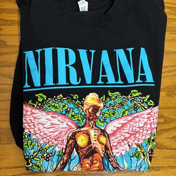 Alstyle | Black NIRVANA Woman W Wings Front Eomans Tom | Concert Tee Size M - Picture 6 of 6